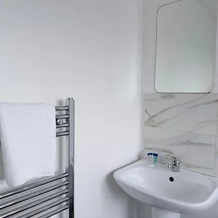Cosy With Ensuite Near Shopping And Centre Ubytování v soukromí Leeds (West Yorkshire)