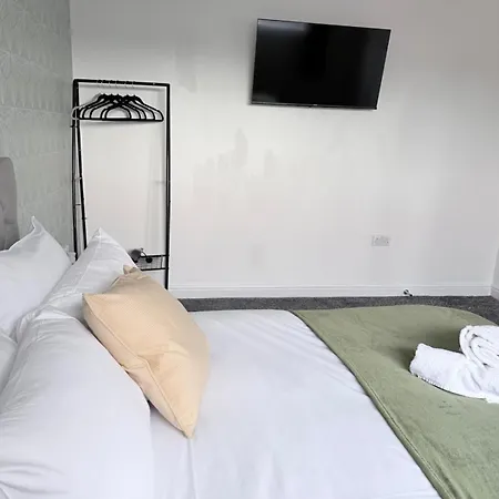 Ubytování v soukromí Cosy With Ensuite Near Shopping And Centre